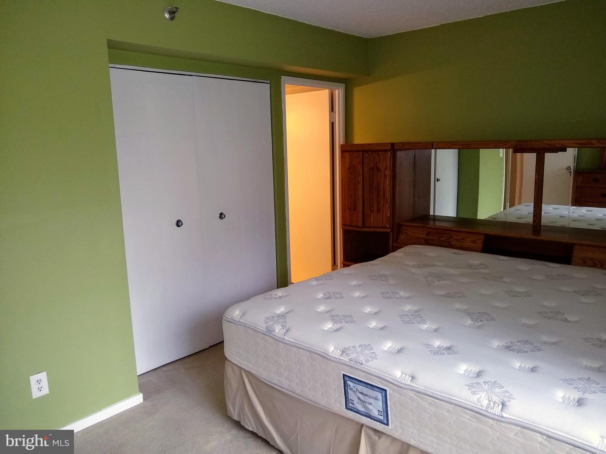 LEISURE WORLD - Residential