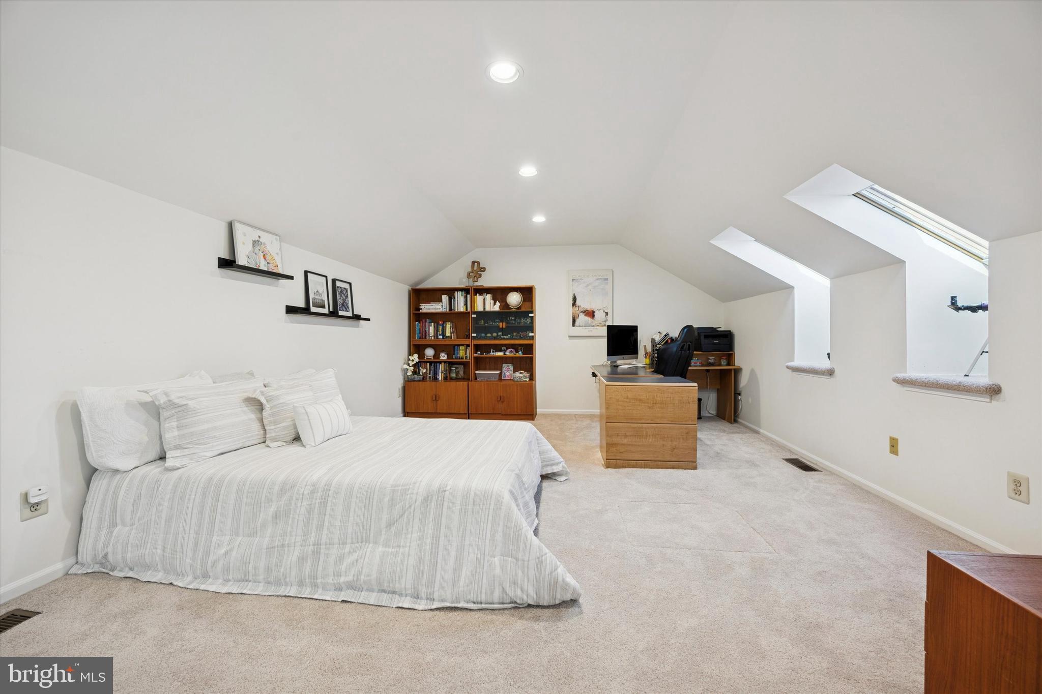 CHESTERBROOK - Residential