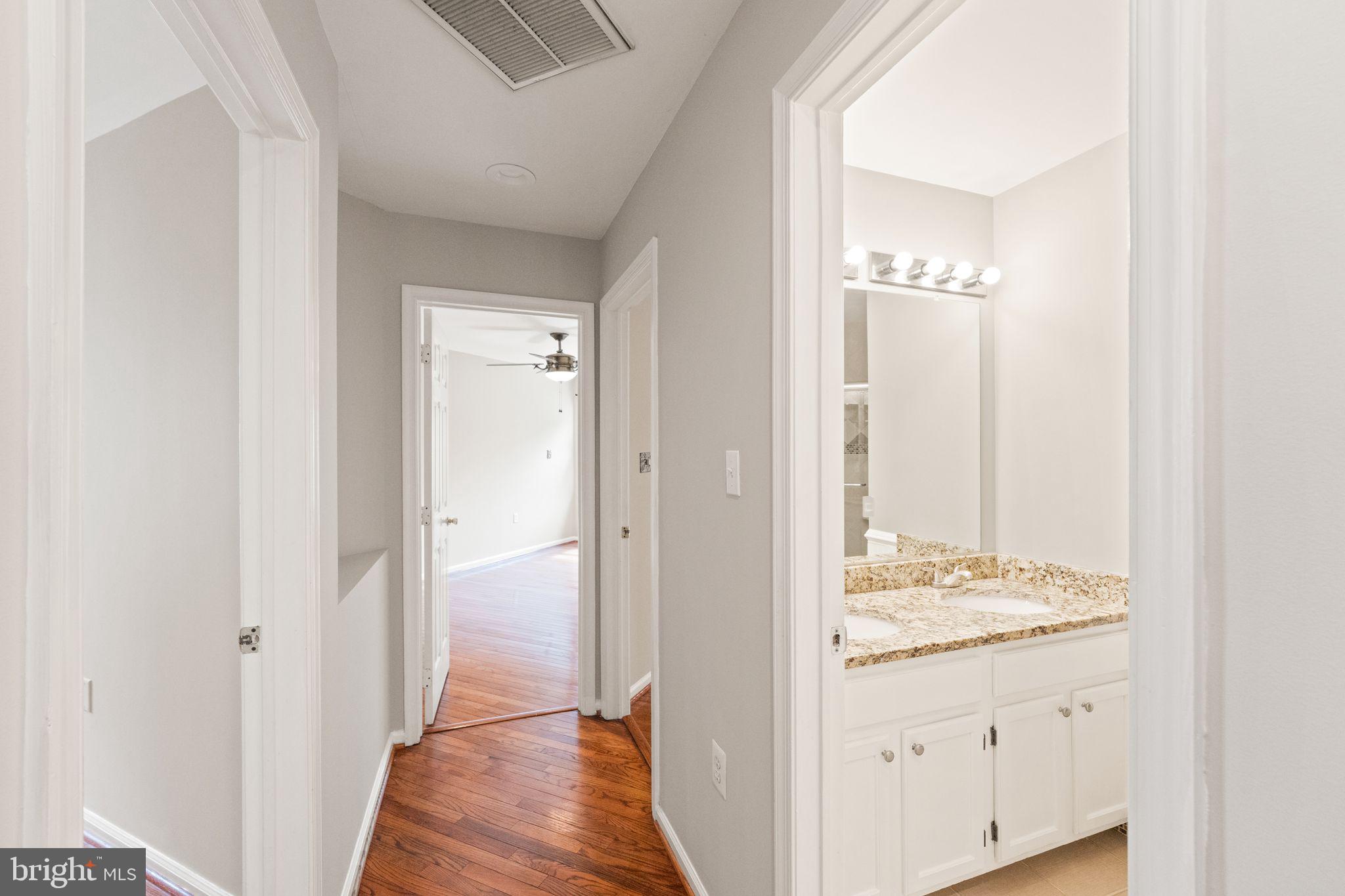 SYCAMORE RIDGE - Residential Lease