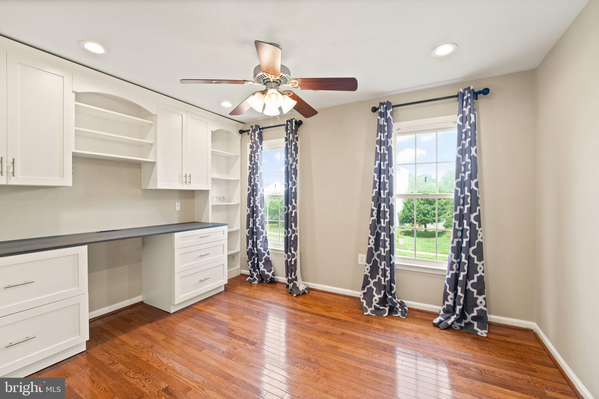 SYCAMORE RIDGE - Residential Lease