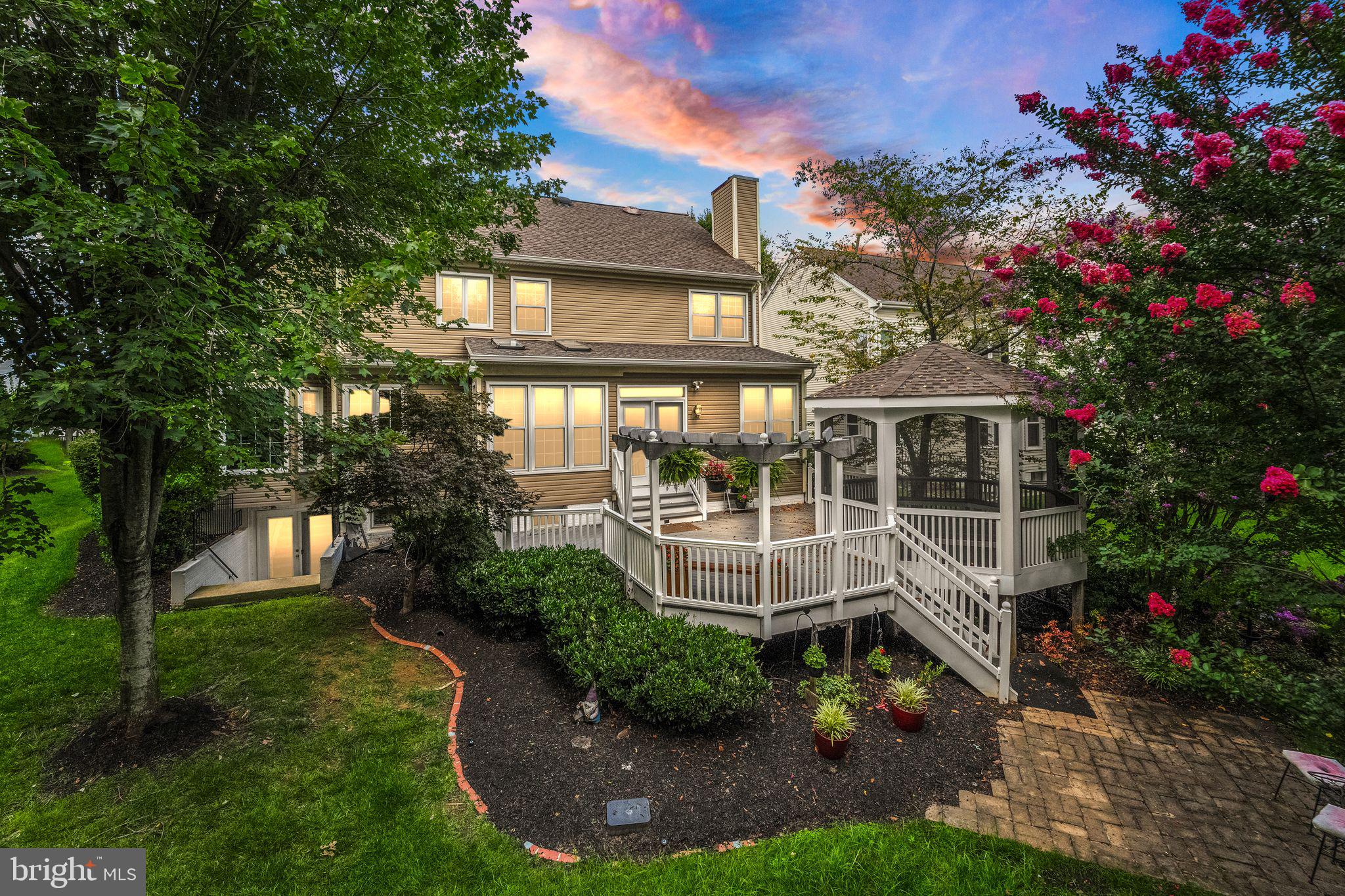 SYCAMORE RIDGE - Residential Lease