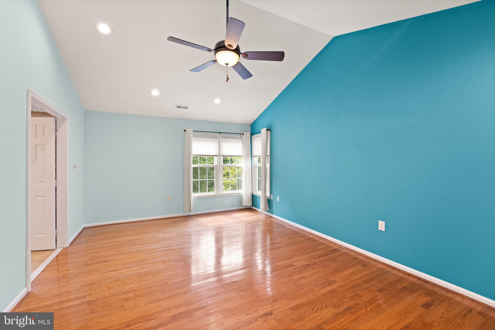 SYCAMORE RIDGE - Residential Lease