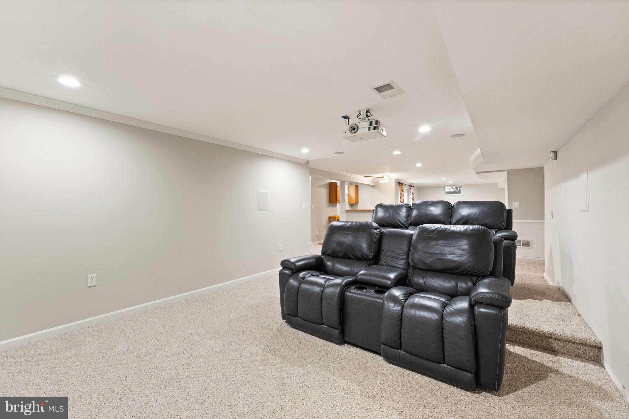 SYCAMORE RIDGE - Residential Lease