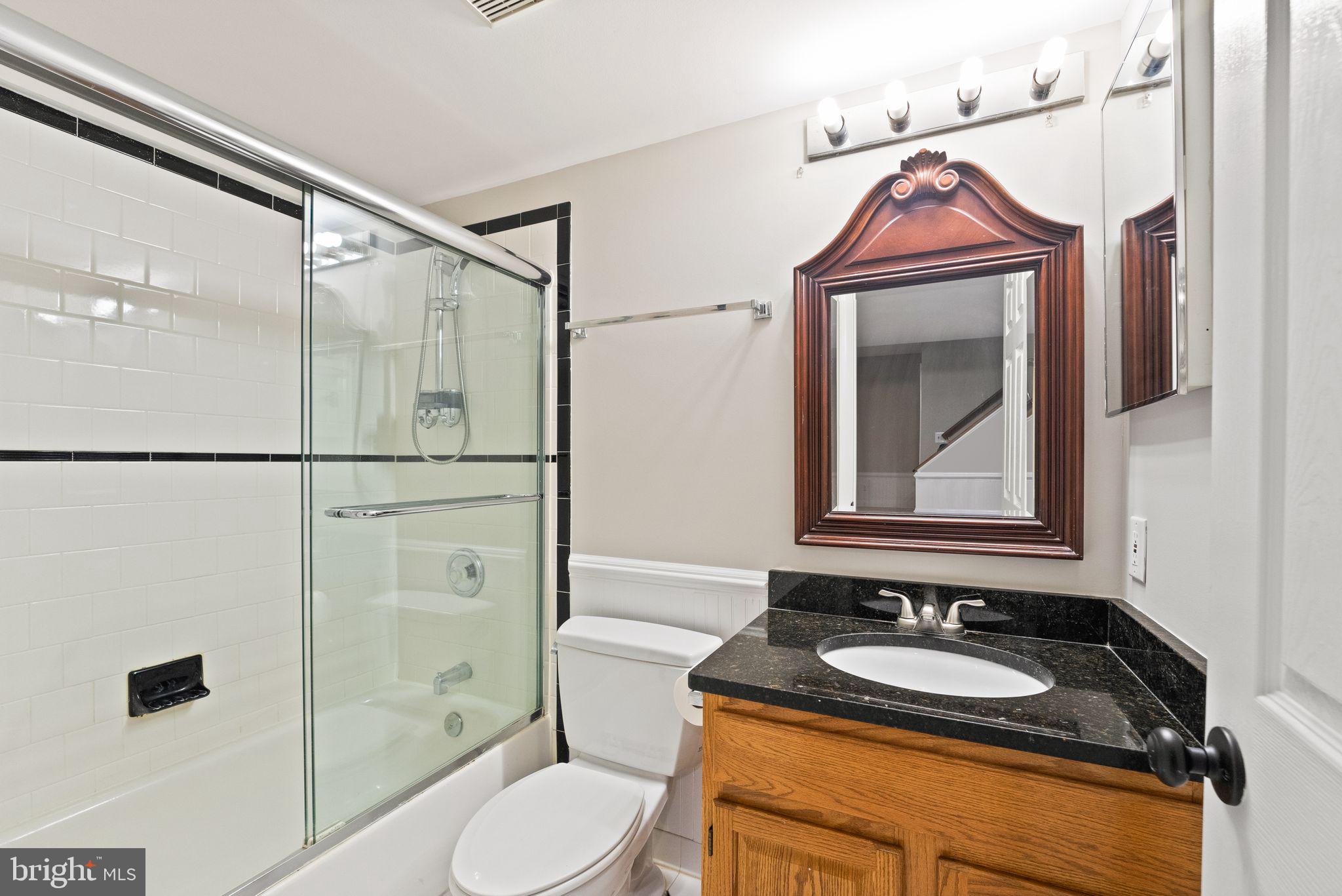 SYCAMORE RIDGE - Residential Lease