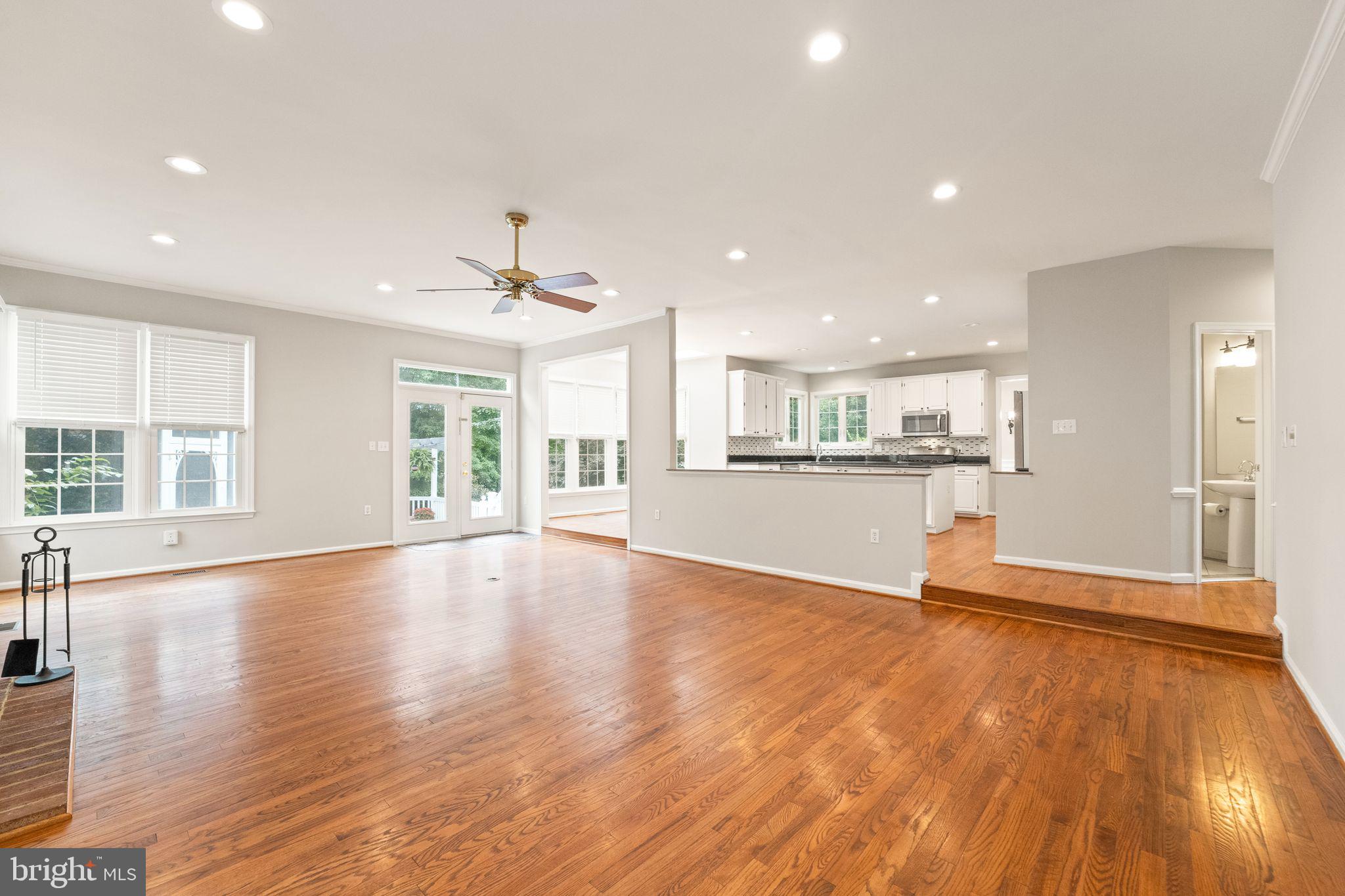 SYCAMORE RIDGE - Residential Lease