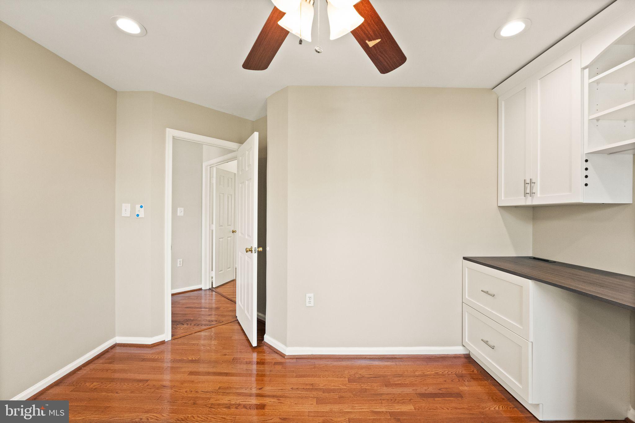 SYCAMORE RIDGE - Residential Lease