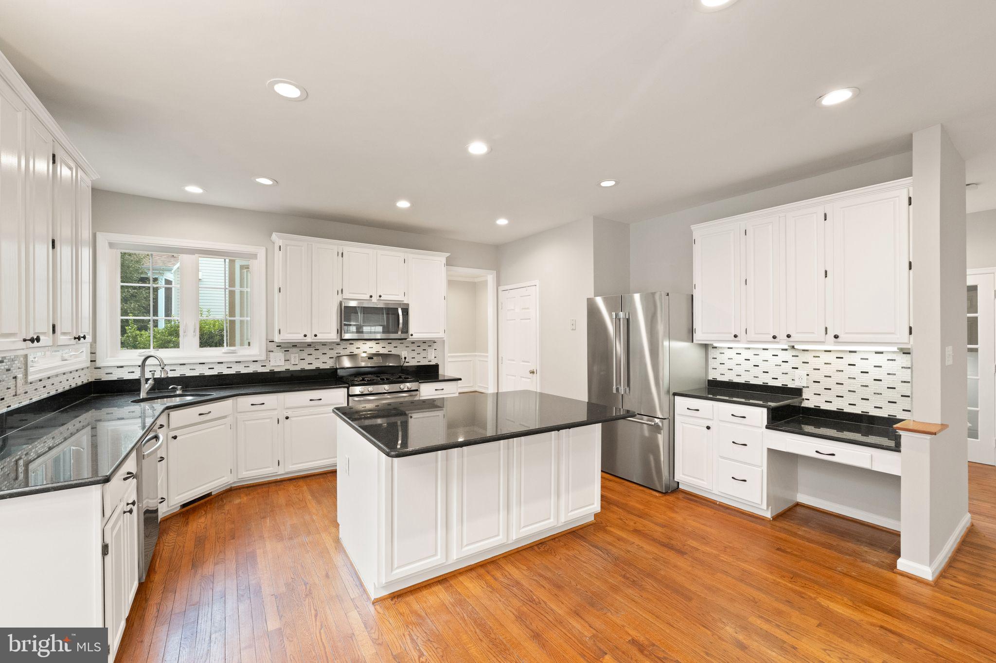 SYCAMORE RIDGE - Residential Lease