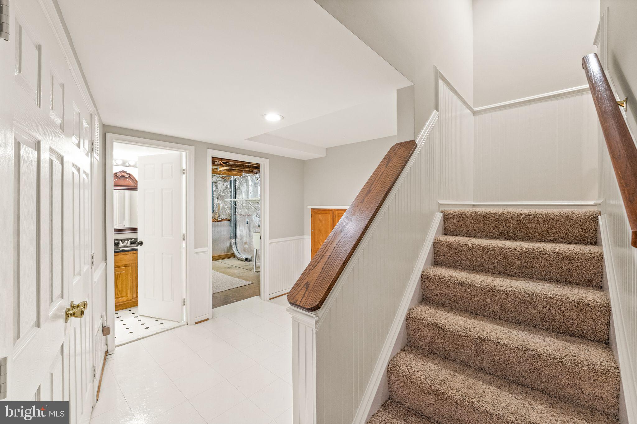 SYCAMORE RIDGE - Residential Lease