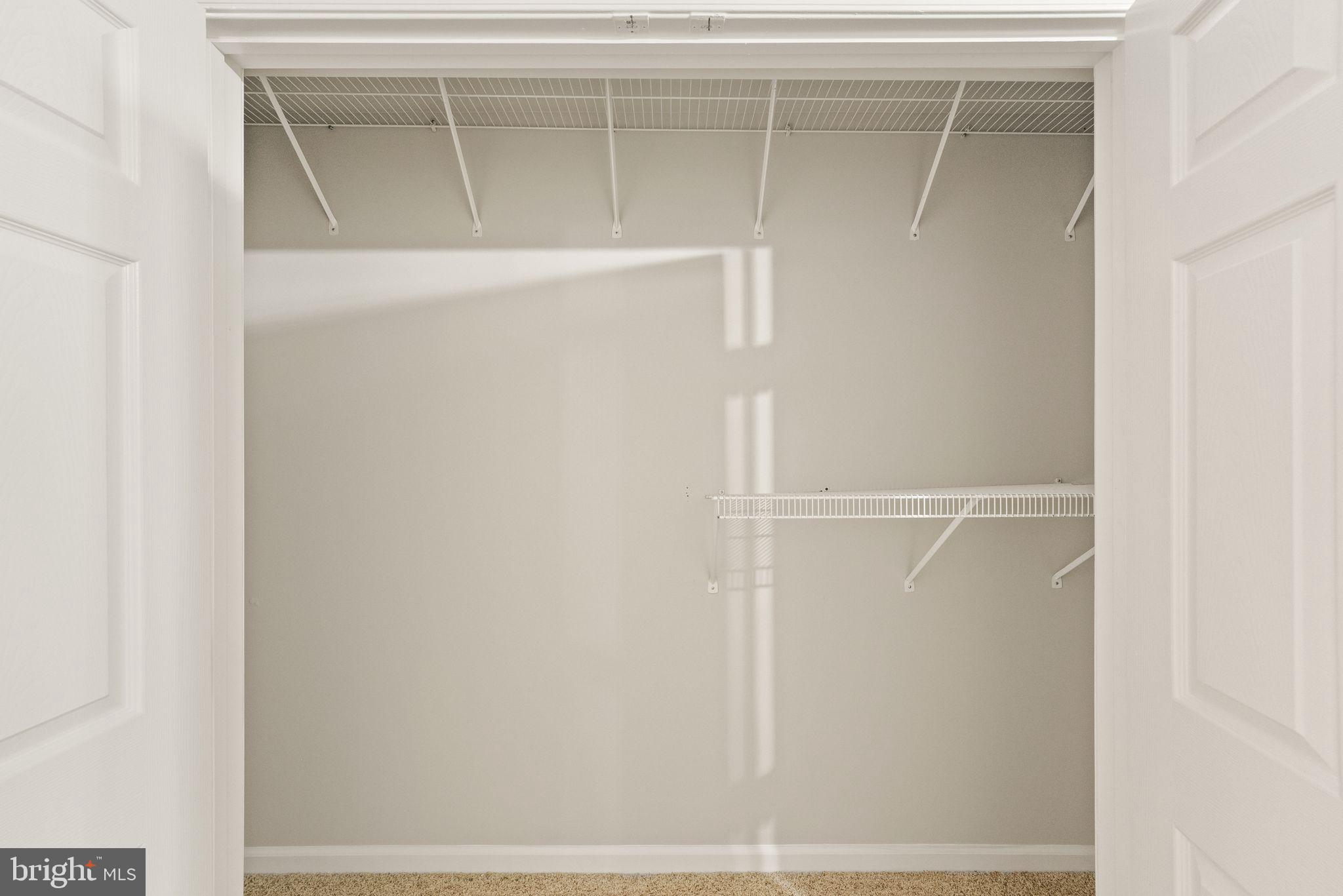 SYCAMORE RIDGE - Residential Lease