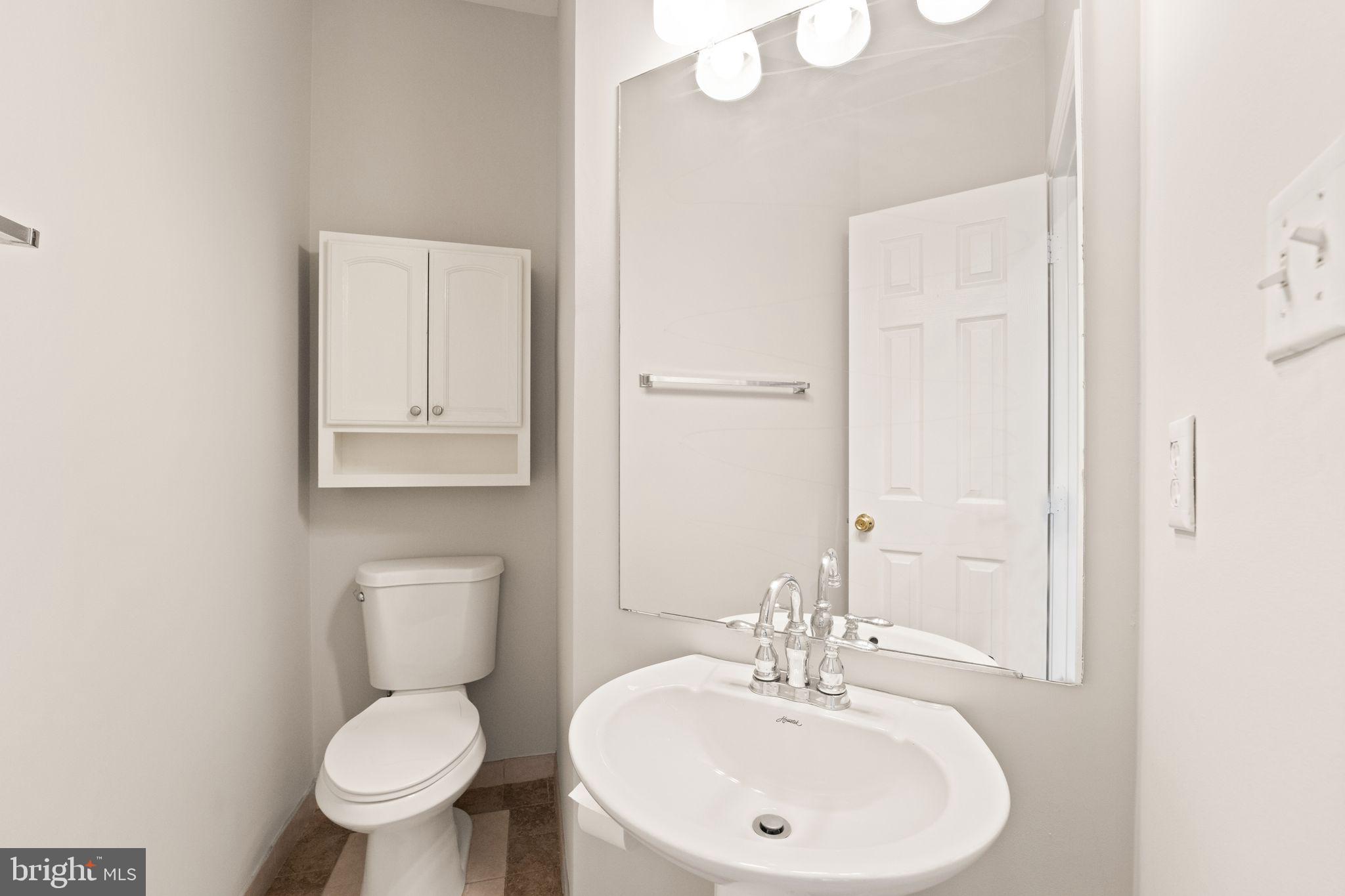 SYCAMORE RIDGE - Residential Lease