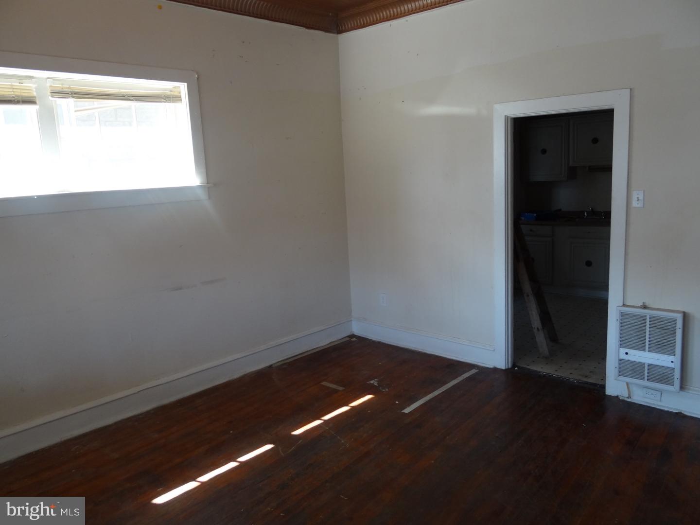 HOLMESBURG - Residential Income