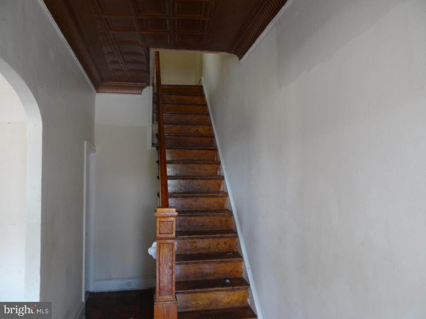 HOLMESBURG - Residential Income