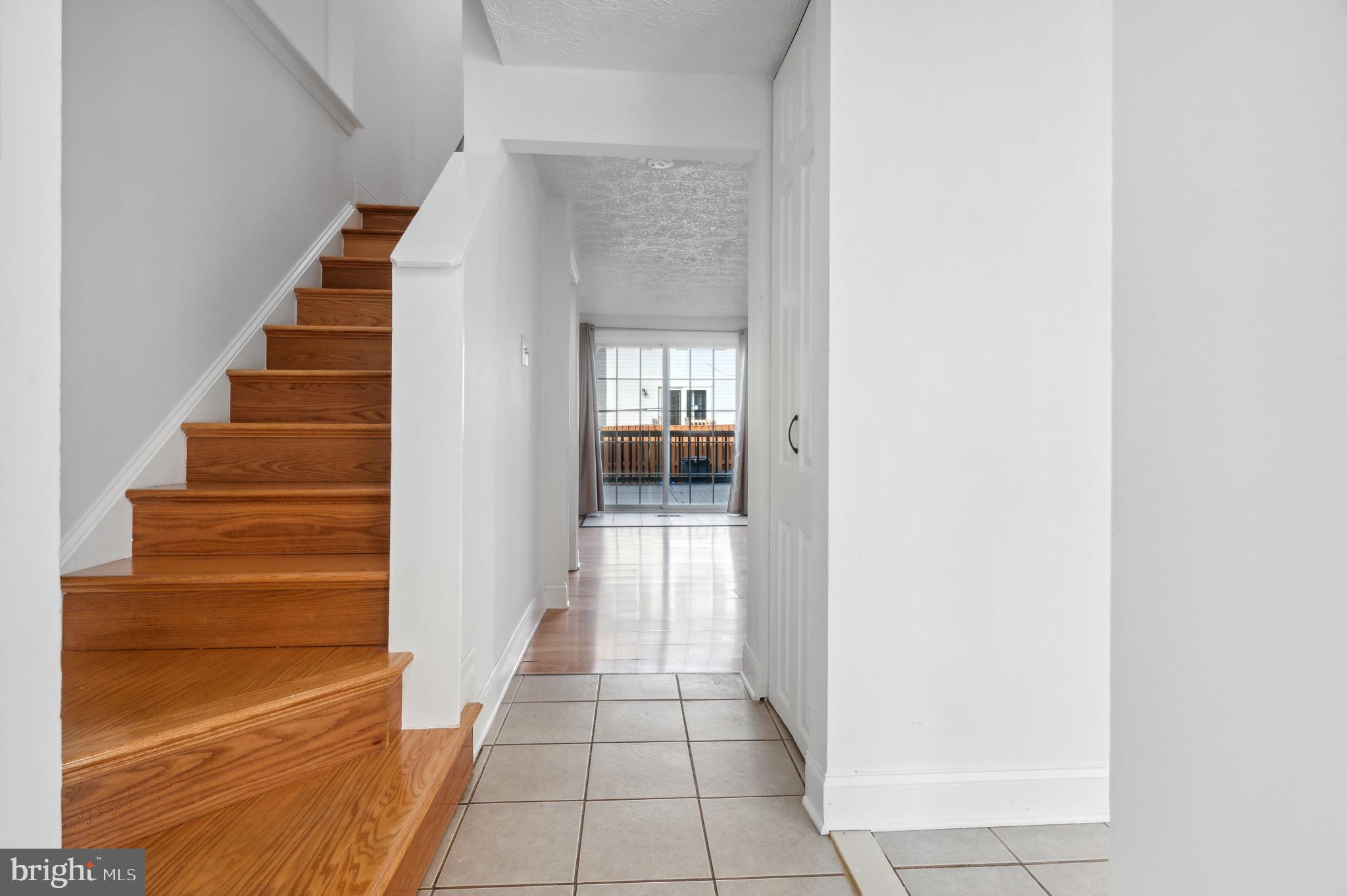 INDIAN CREEK VILLAGE - Residential Lease