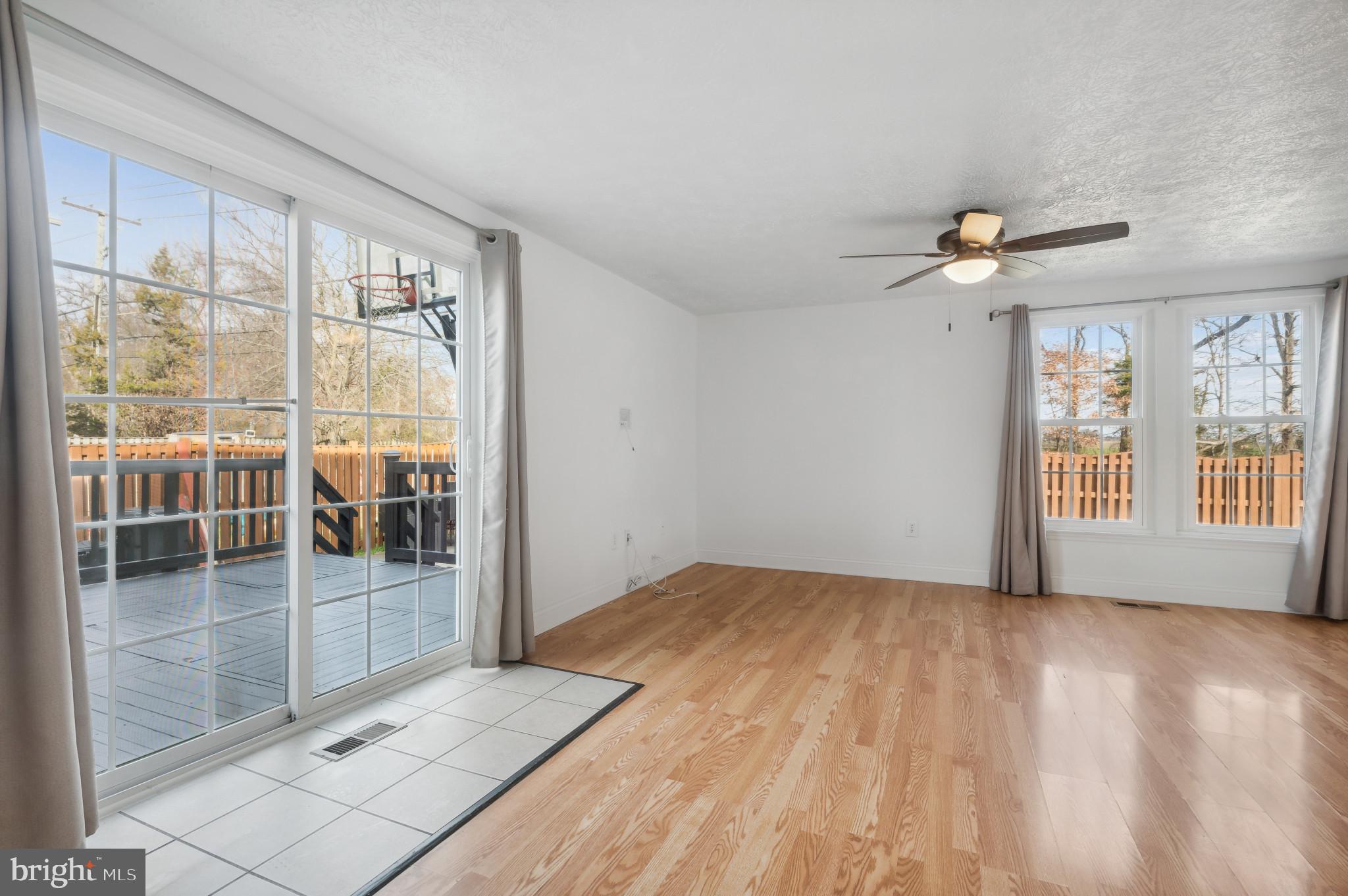 INDIAN CREEK VILLAGE - Residential Lease