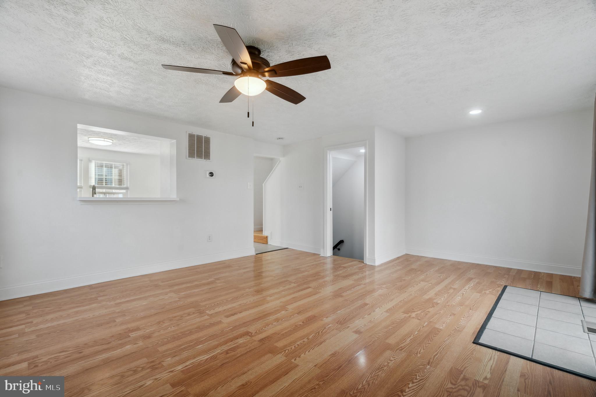 INDIAN CREEK VILLAGE - Residential Lease