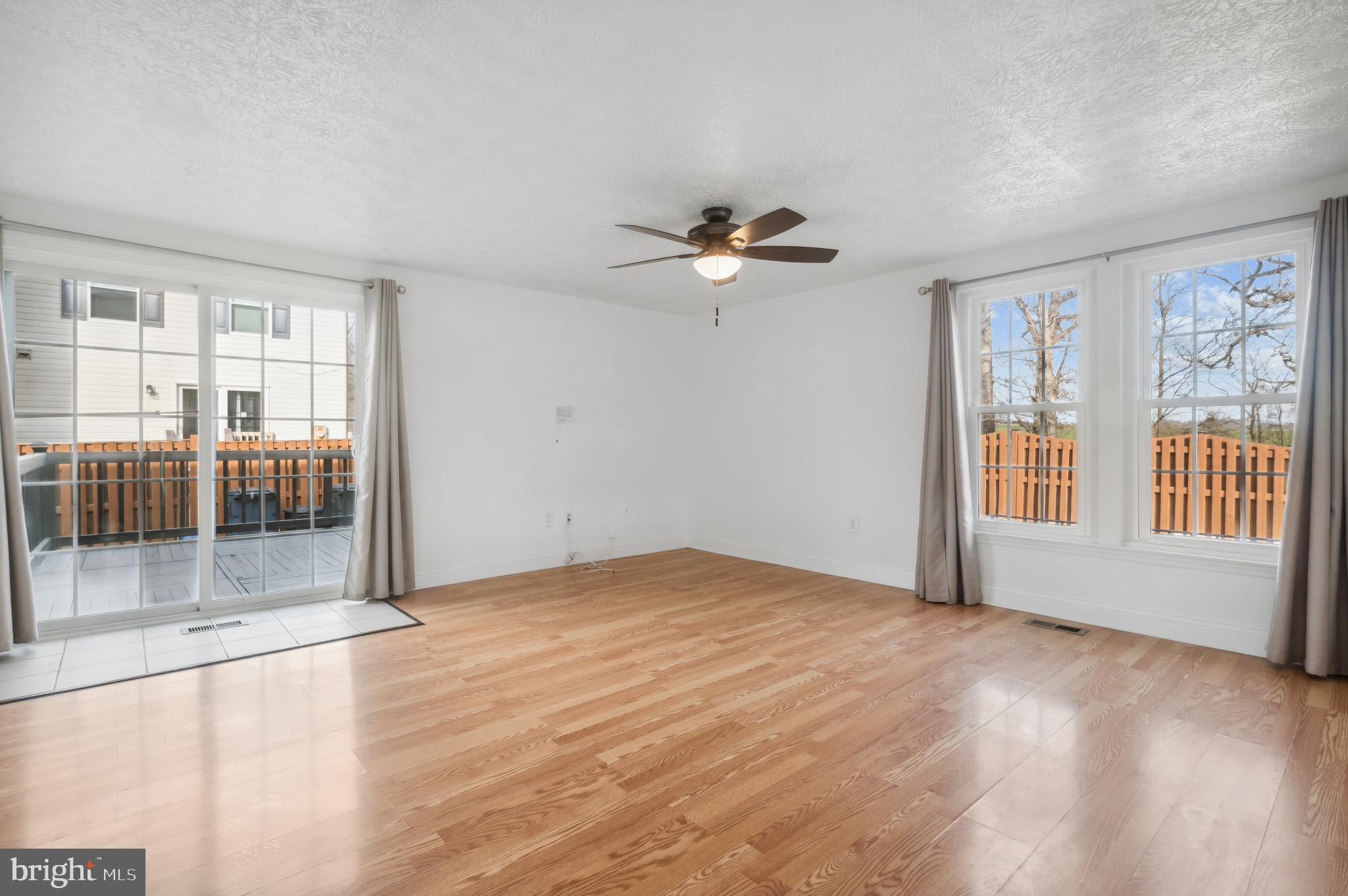 INDIAN CREEK VILLAGE - Residential Lease