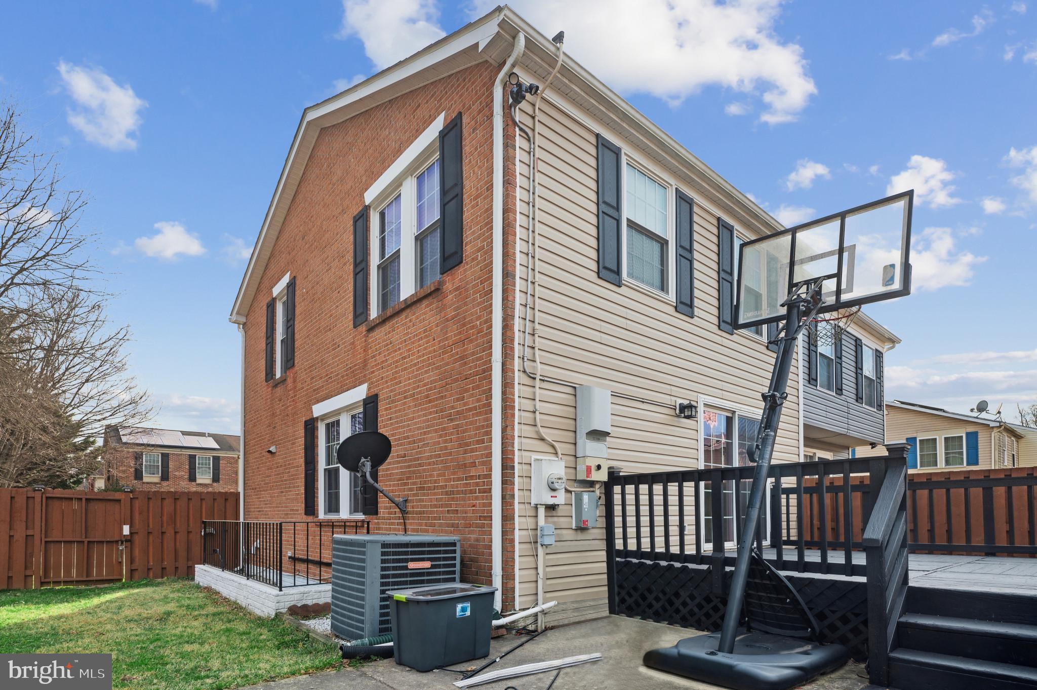 INDIAN CREEK VILLAGE - Residential Lease