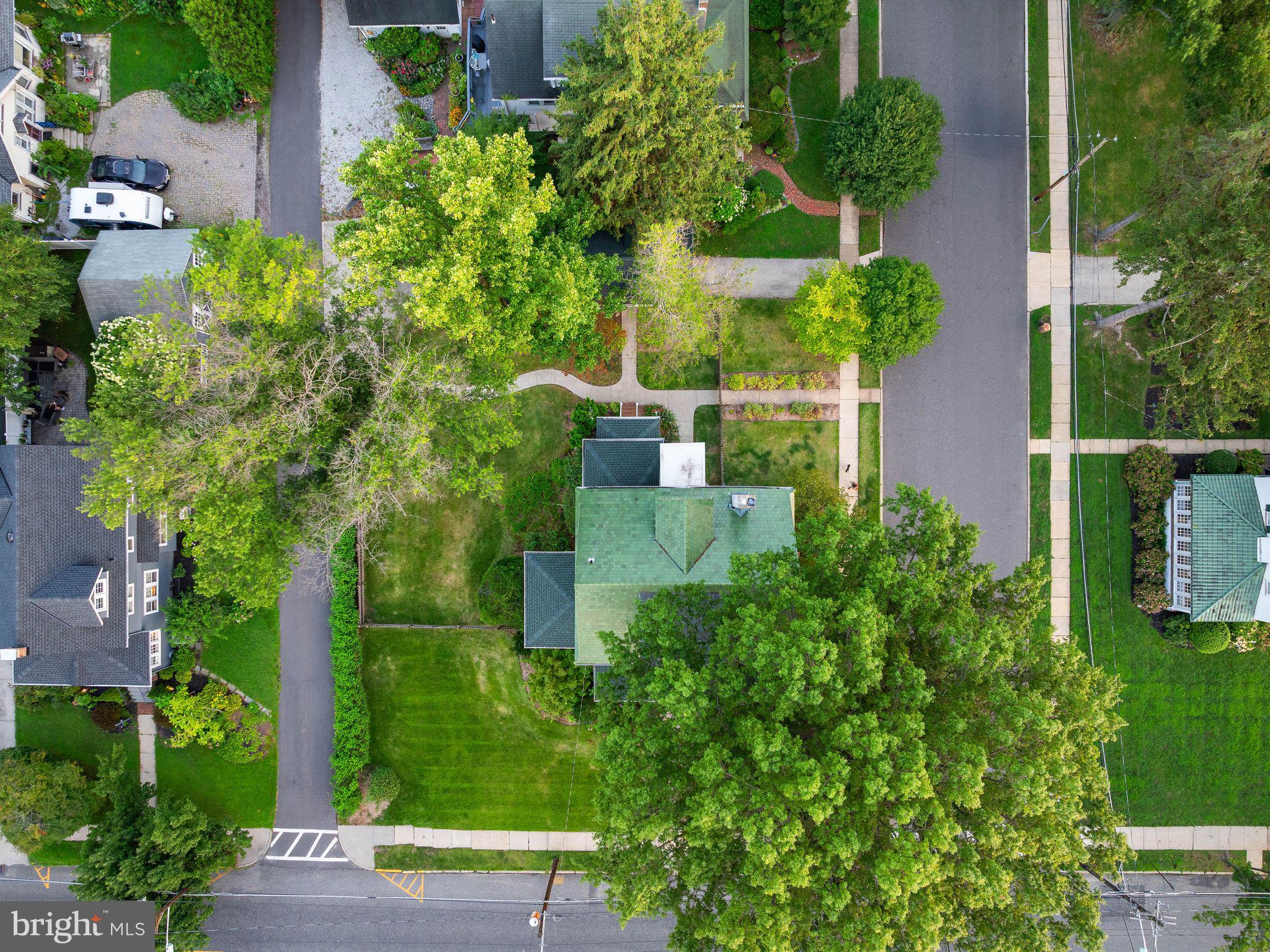 326 W COLLINGS AVENUE