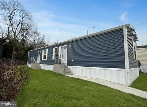 5 1ST STREET PHOENIXVILLE PA 19460