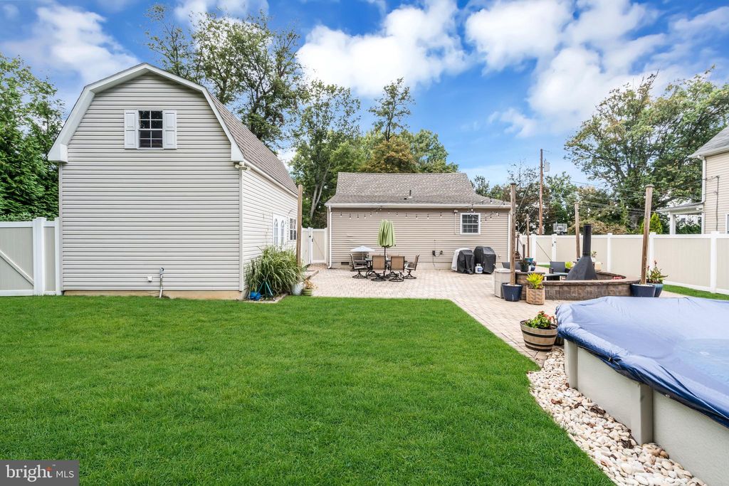 Photo of 8 Culver Lane, EAST BRUNSWICK, NJ 08816 (MLS # NJMX2010650)