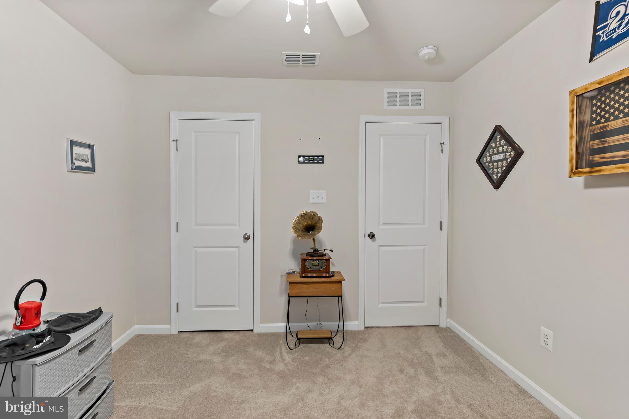 CARDINAL POINTE - Residential