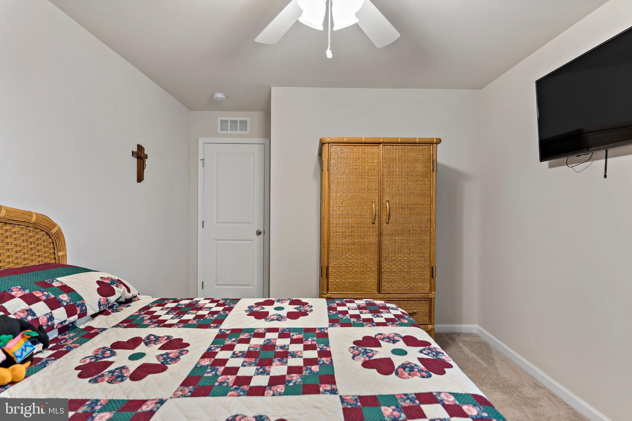 CARDINAL POINTE - Residential