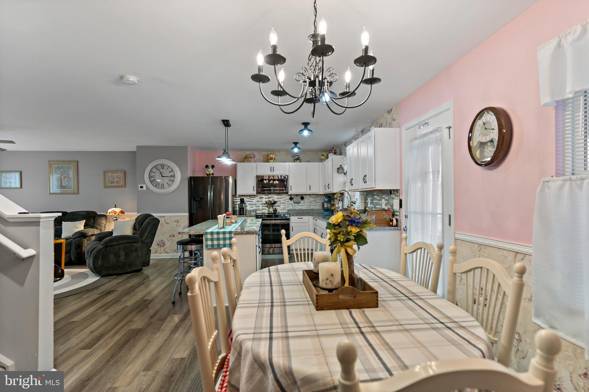 CARDINAL POINTE - Residential