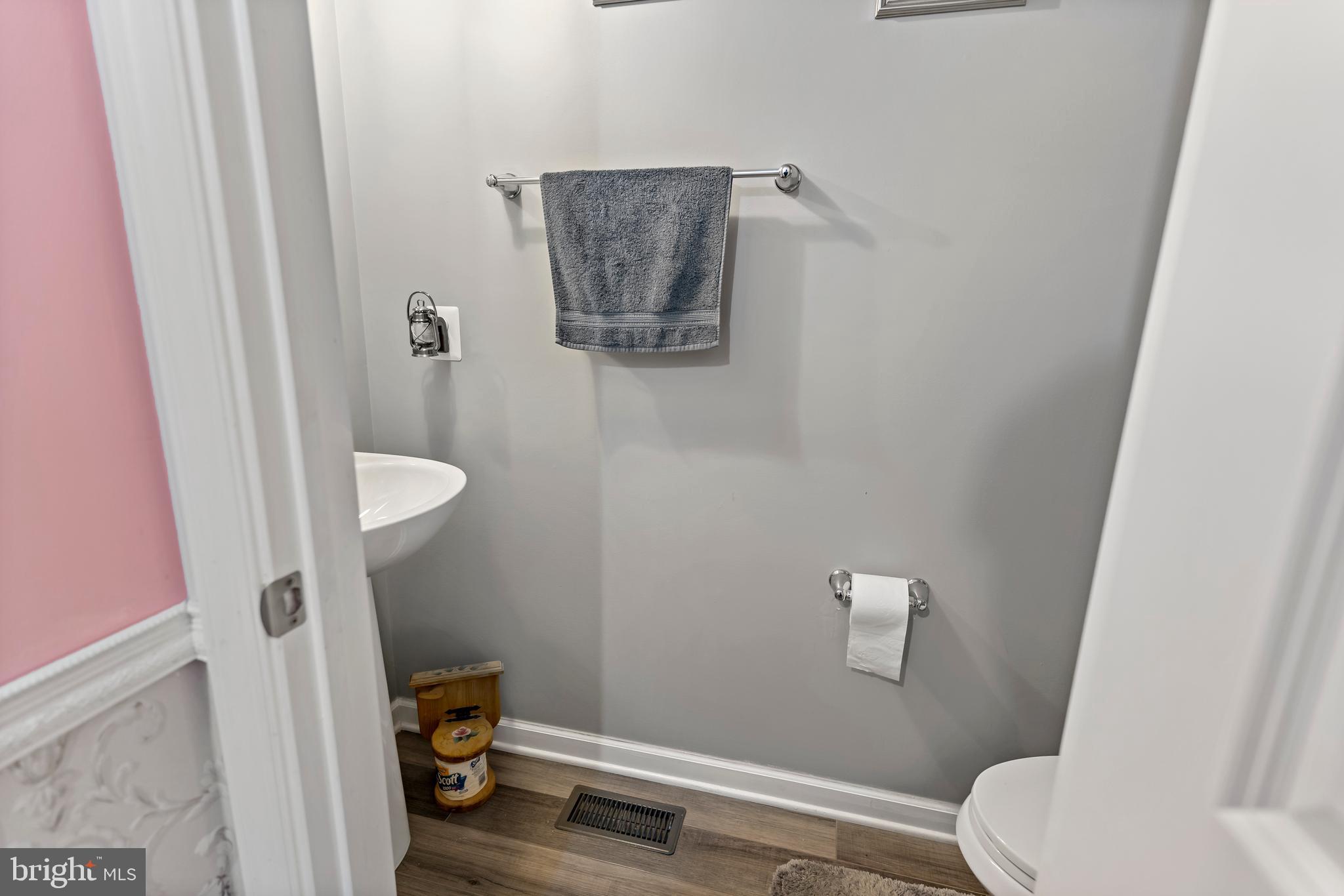 CARDINAL POINTE - Residential