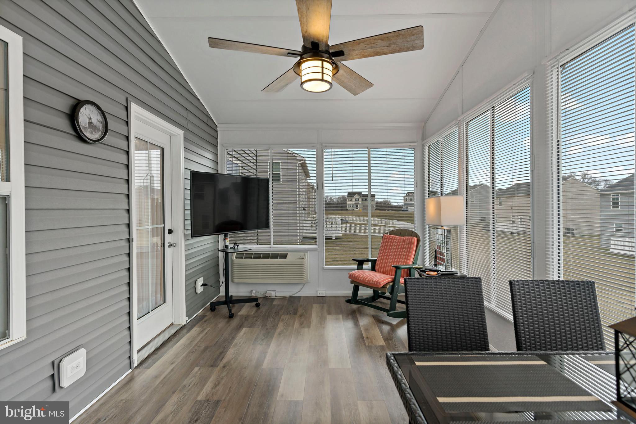 CARDINAL POINTE - Residential