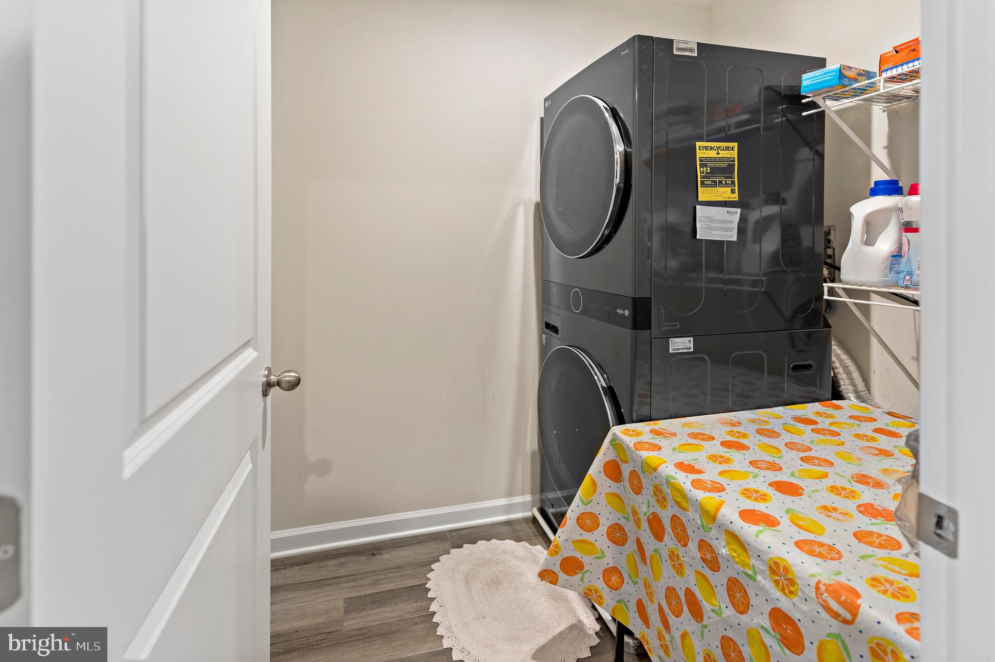 CARDINAL POINTE - Residential