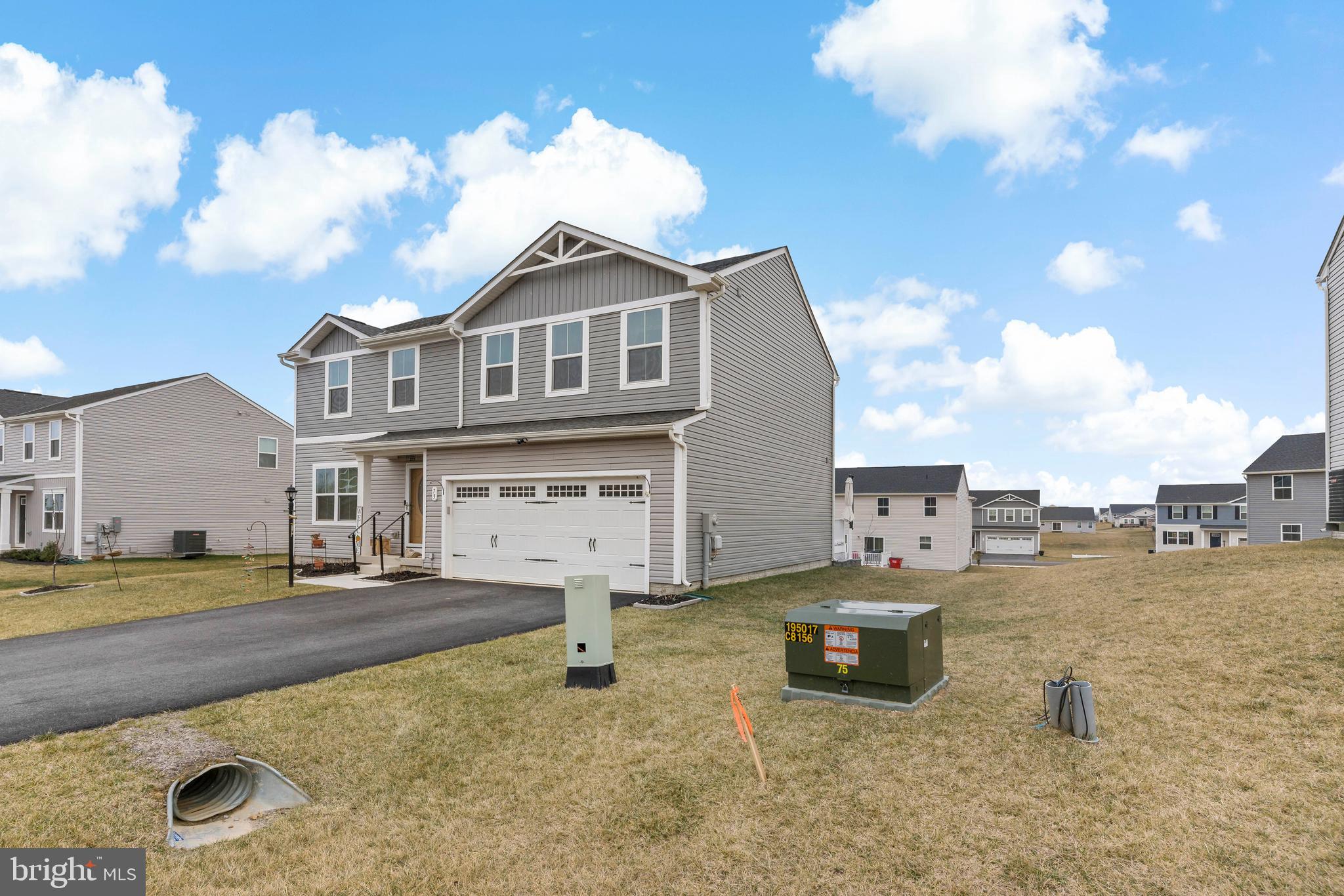 CARDINAL POINTE - Residential