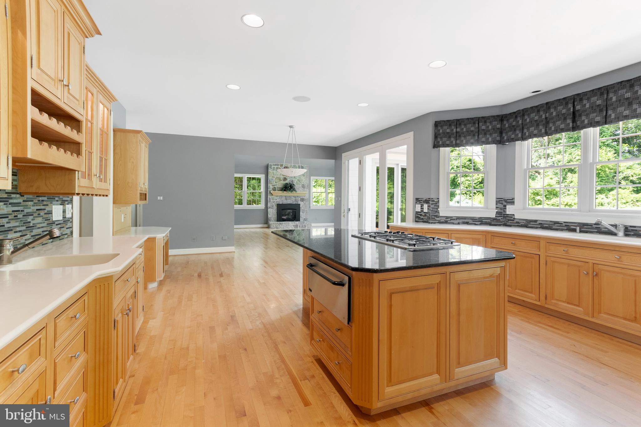 MEETINGHOUSE - Residential