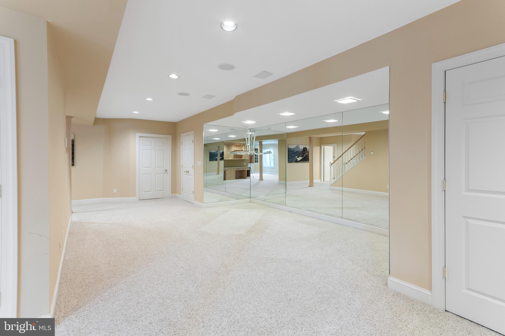 MEETINGHOUSE - Residential