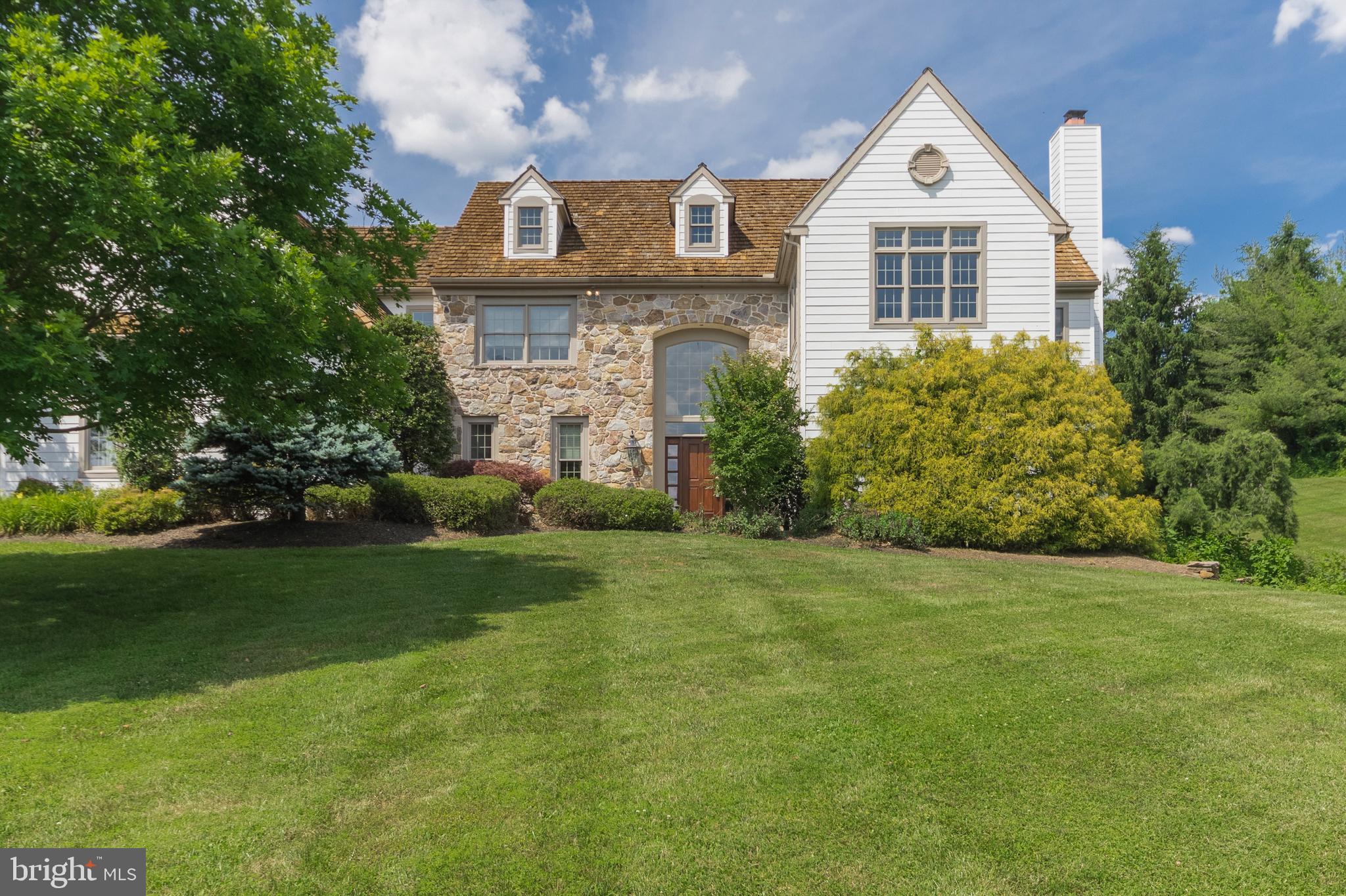 MEETINGHOUSE - Residential