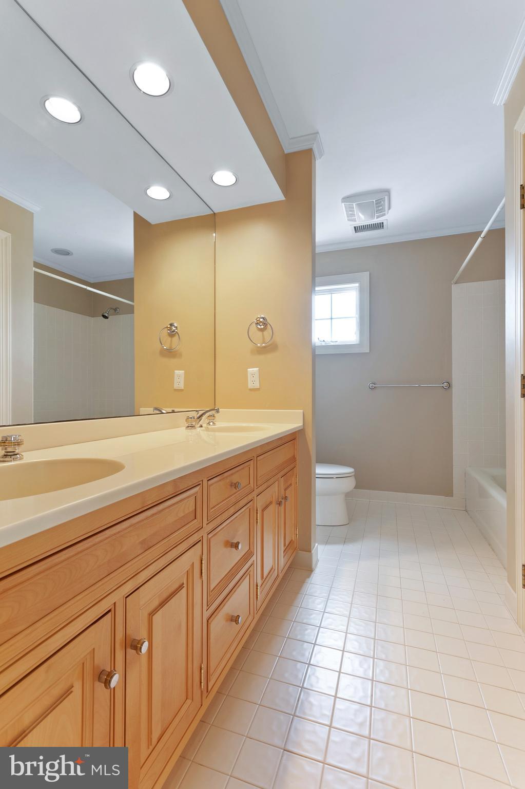 MEETINGHOUSE - Residential