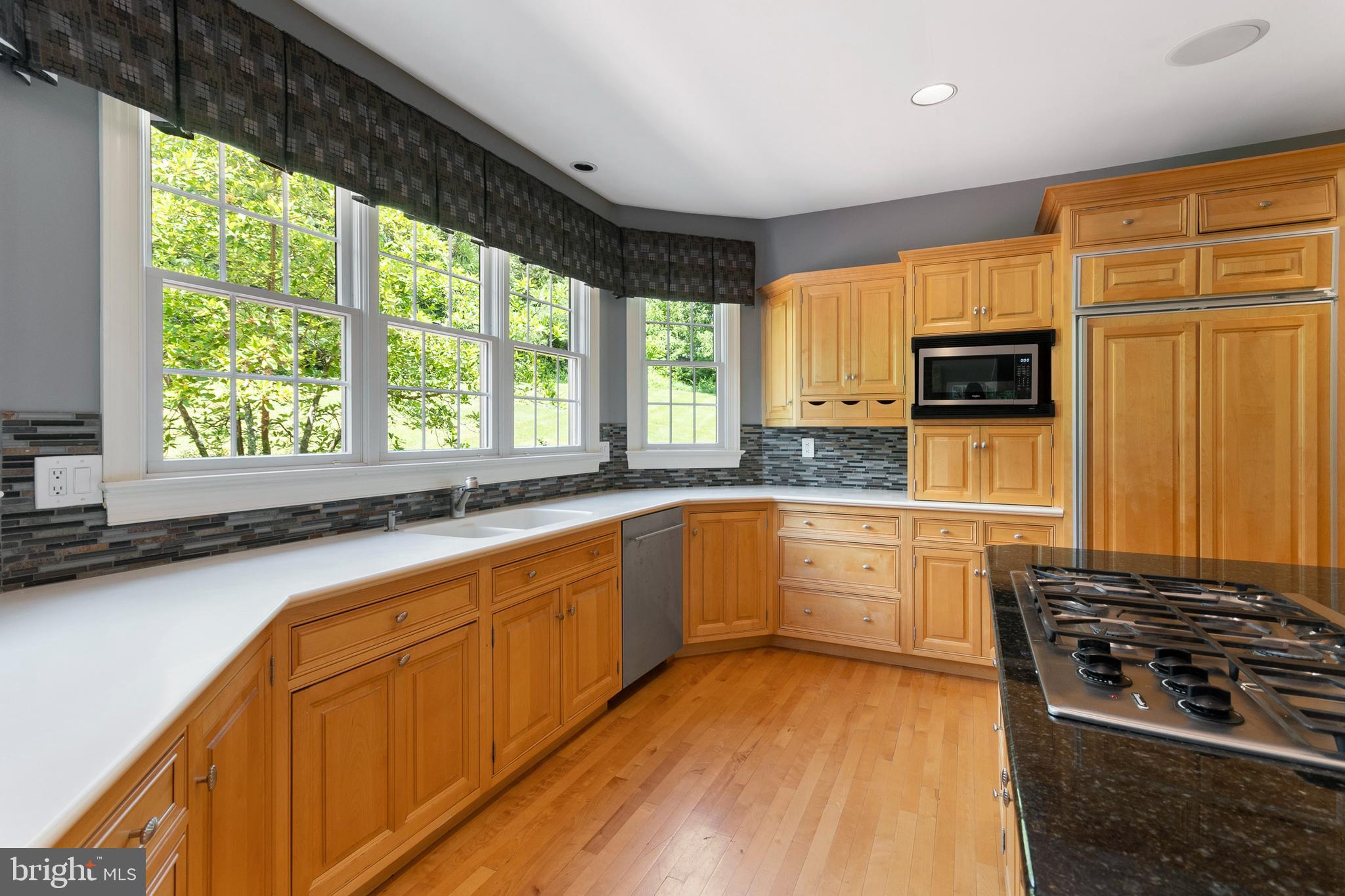 MEETINGHOUSE - Residential