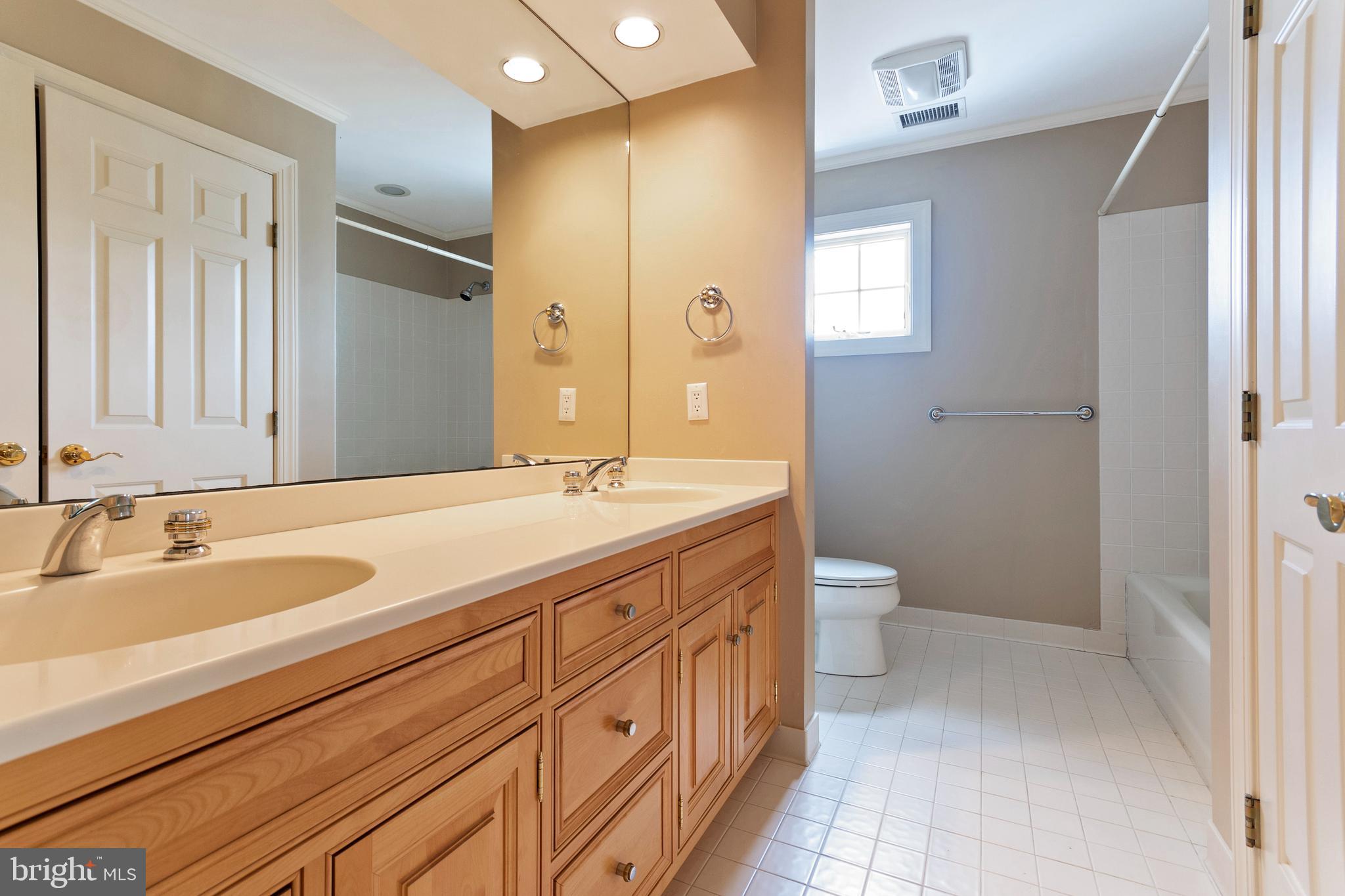 MEETINGHOUSE - Residential