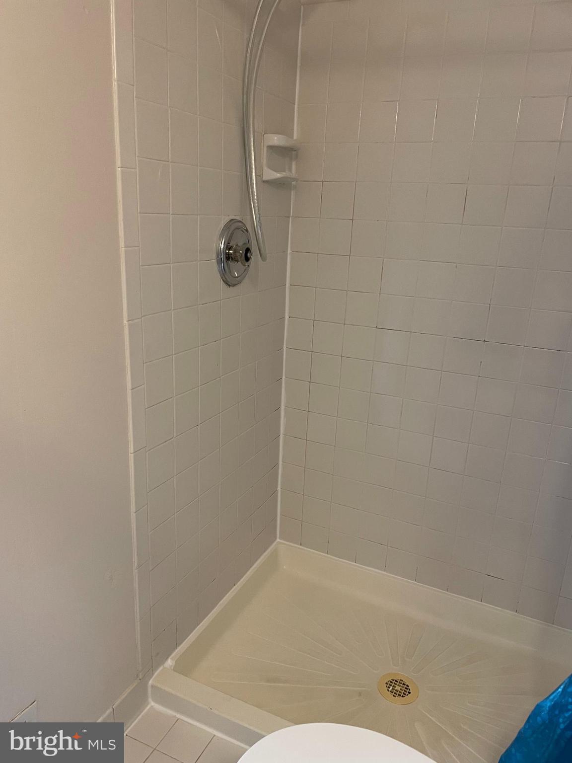 OAKLEIGH - Residential Lease