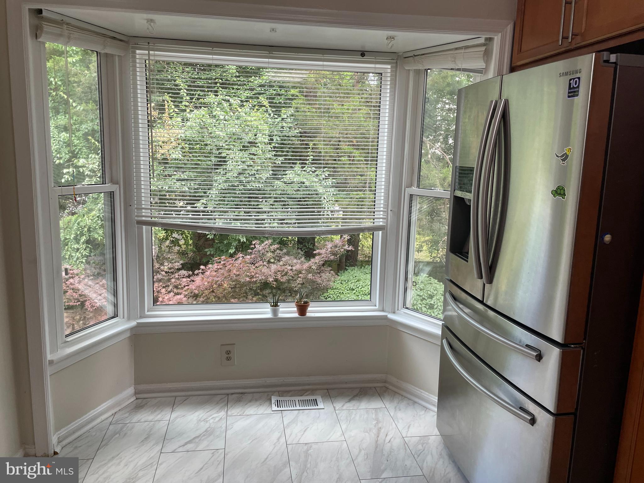 OAKLEIGH - Residential Lease