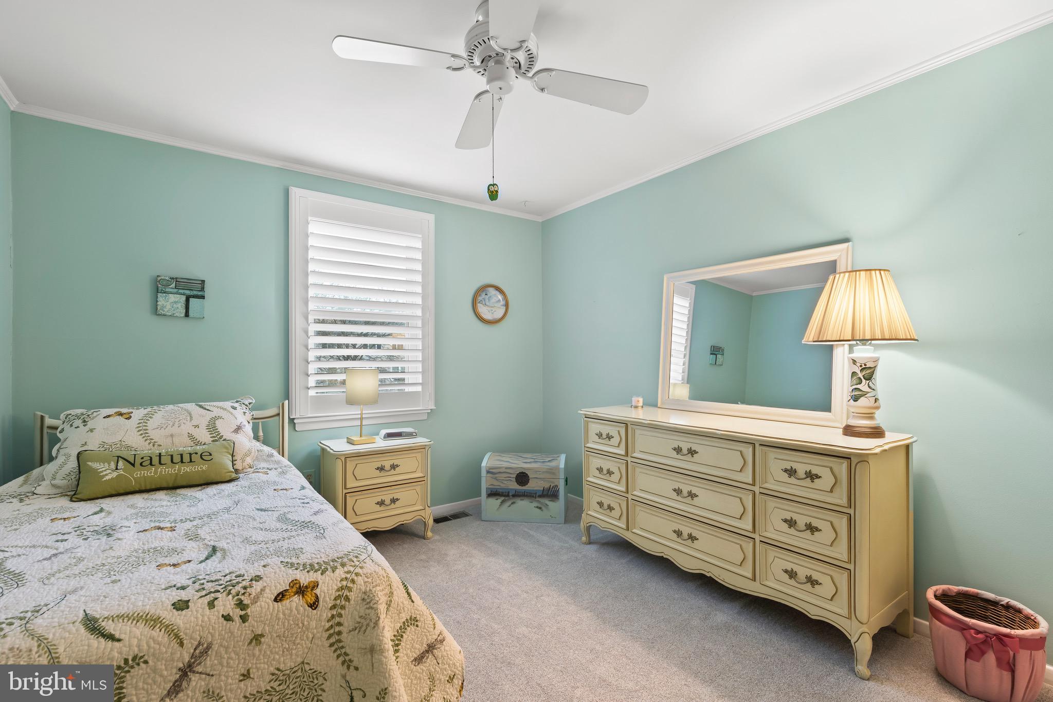 TOWN & COUNTRY APARTMENTS CARNEY - Residential