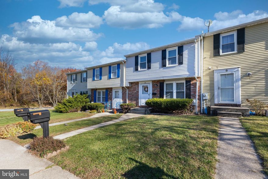 It would be a challenge to find a better maintained home than 6 Tottenham Court.  This original owner has enjoyed the street and tree views for over 30 years while keeping an impressive maintenance record.  The limited number of homes on the street makes Tottenham Court sought after and rarely available.  Make your appointment today for first showings Saturday and enjoy just some of the recent updates: 2021: New Stove, Dishwasher, Refrigerator and Stove with built-in Airfryer 2020: New Carpet, Vinyl Plank Flooring 2019: Plantation Blinds throughout house, Exterior House Painted, 2018: Replaced Washer, Dryer and Roof 2015: Replaced Heating and Air System, 2014: Kitchen renovation including cabinets, countertops and sink OTHER replacements include Composite Deck, Windows, Front Door.  A lucky buyer without a doubt!