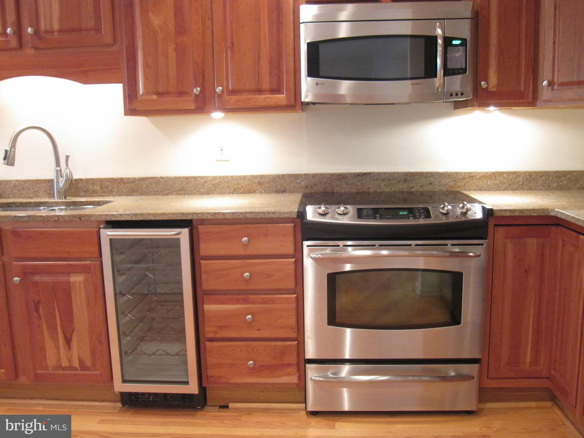 MILL CREEK CONDOMINIUMS - Residential