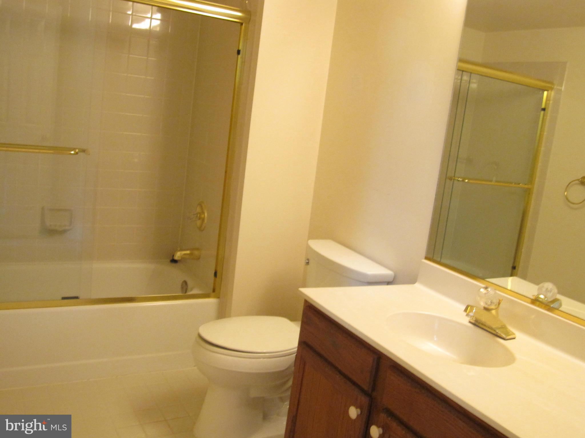 MILL CREEK CONDOMINIUMS - Residential