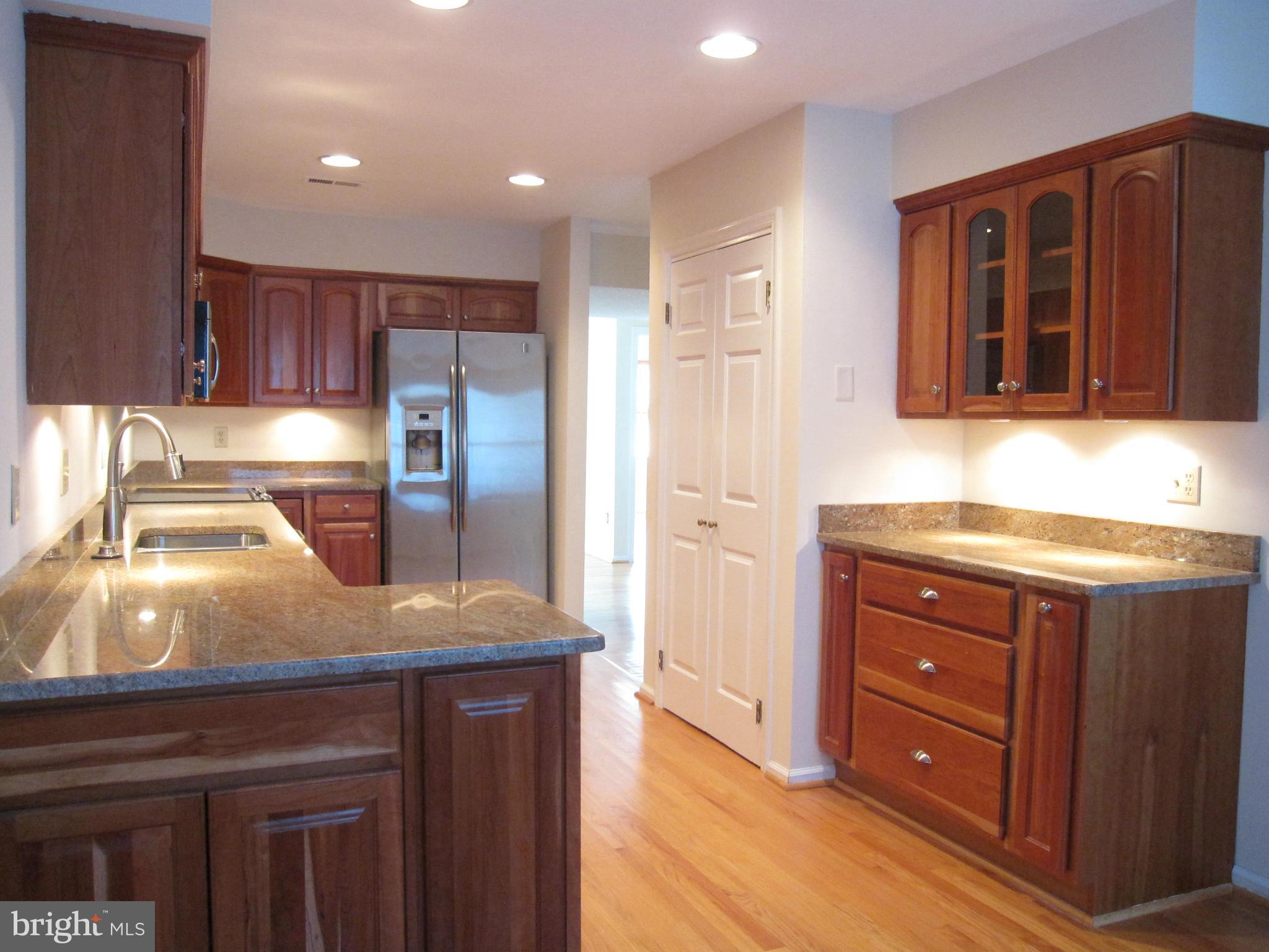 MILL CREEK CONDOMINIUMS - Residential