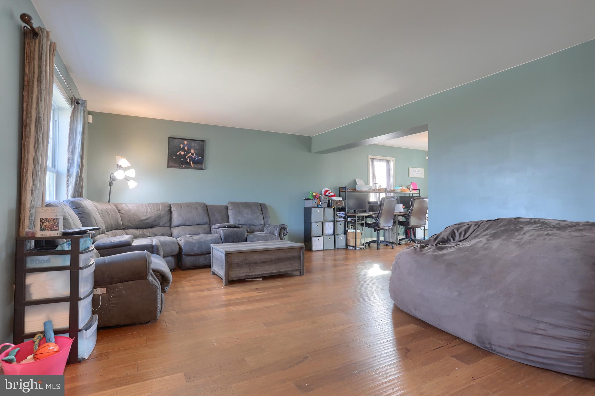 CEDAR HOLLOW - Residential