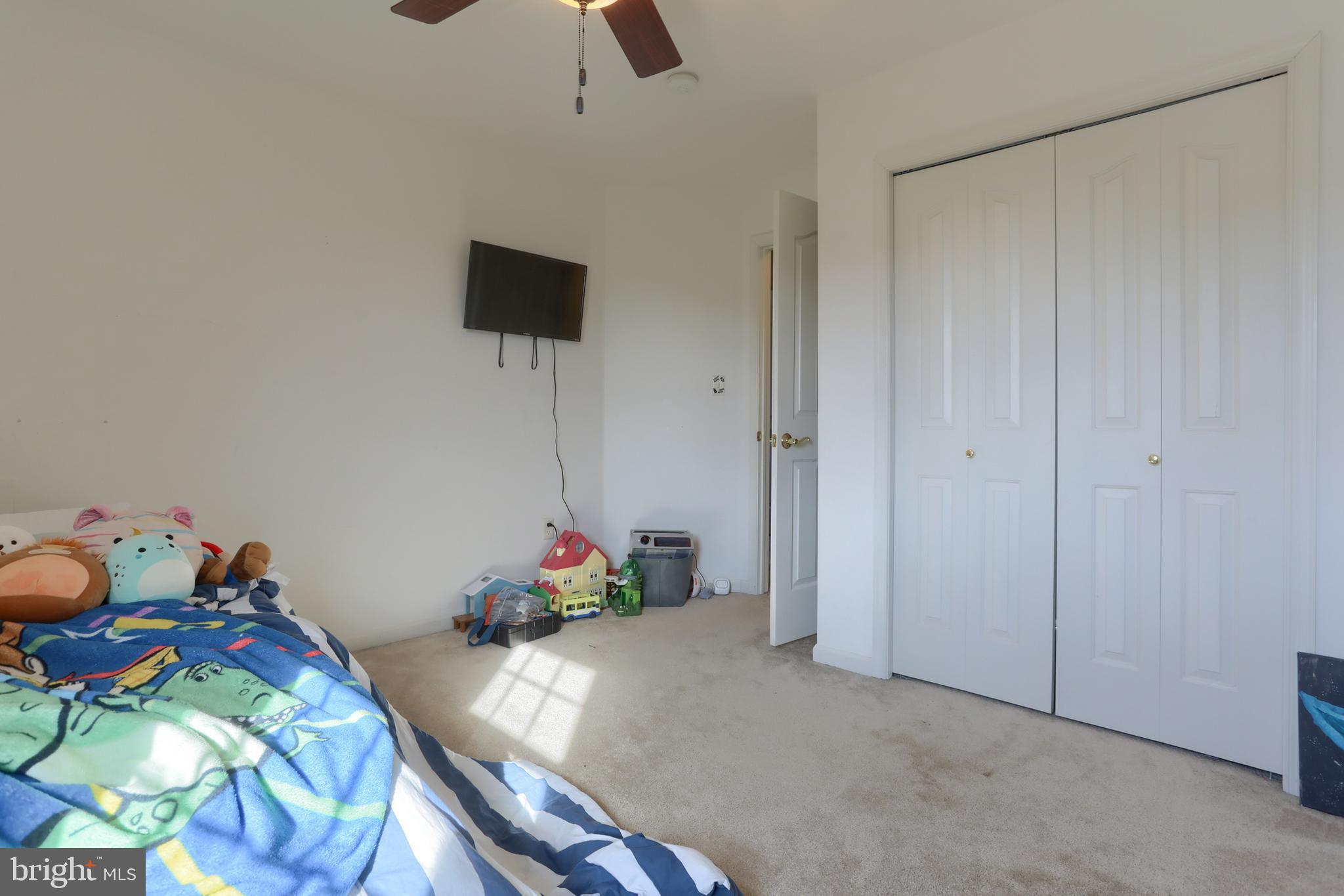 CEDAR HOLLOW - Residential