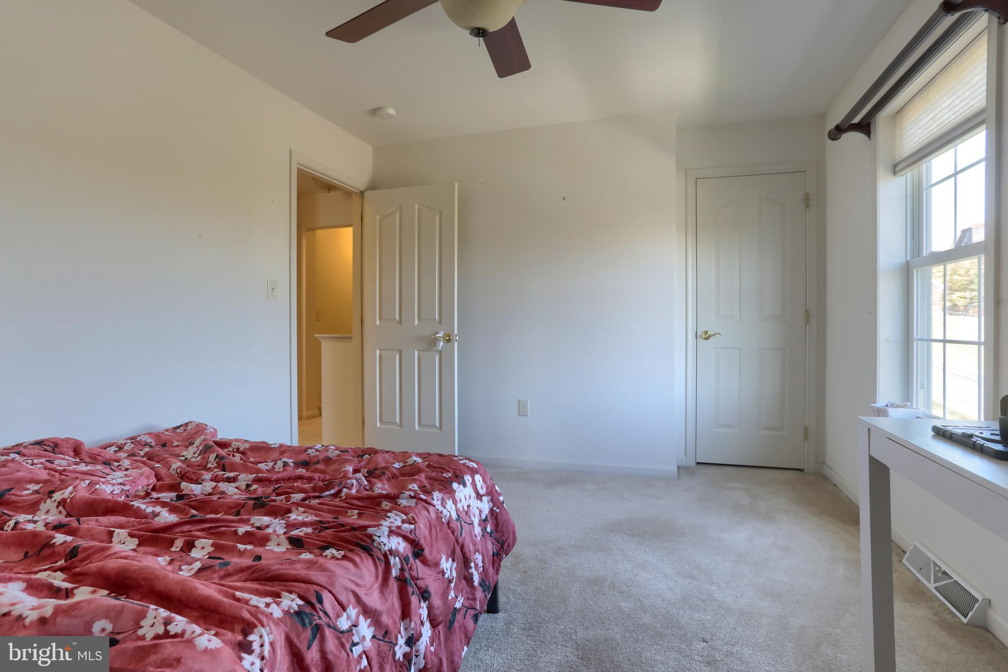 CEDAR HOLLOW - Residential