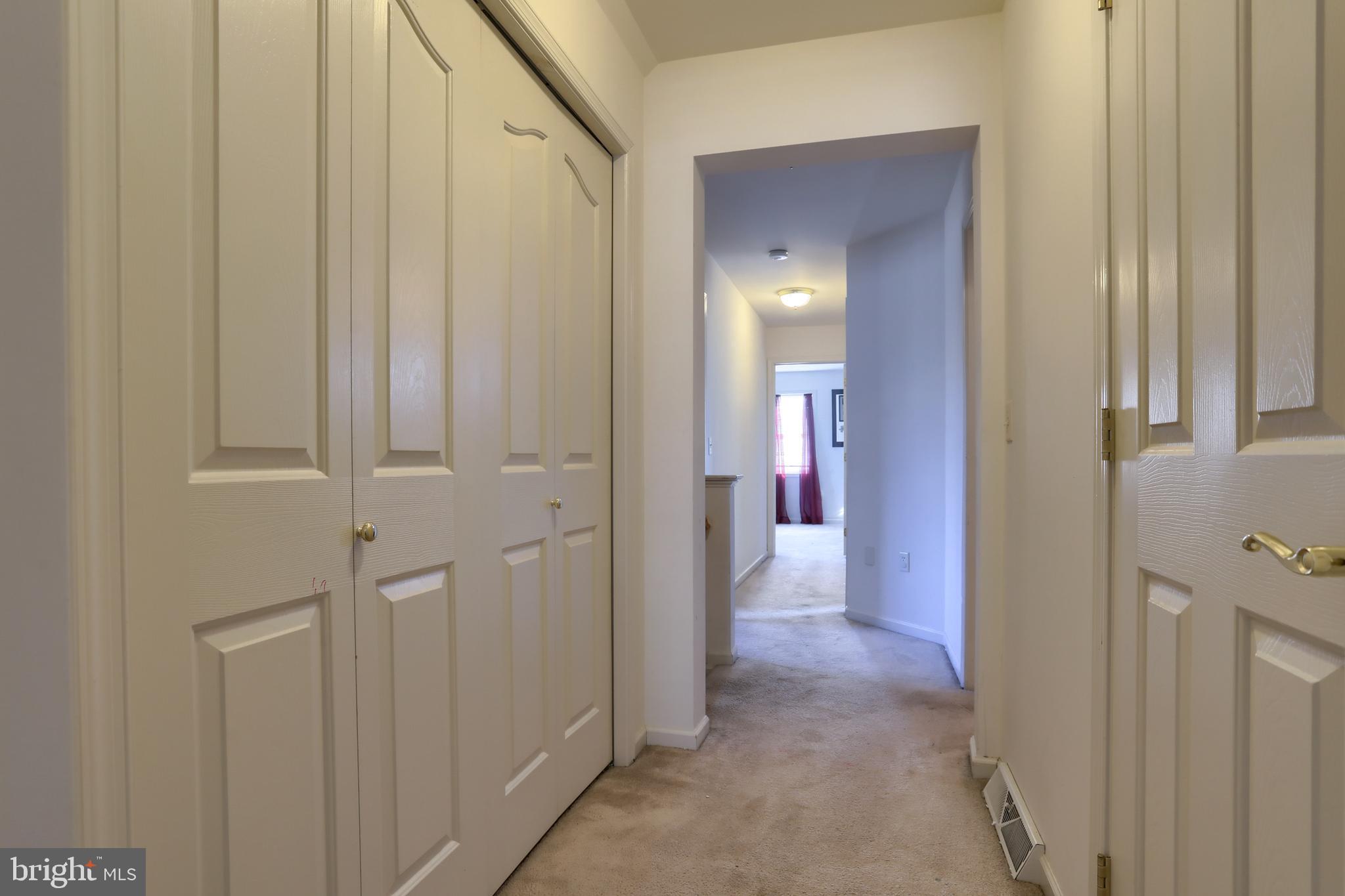 CEDAR HOLLOW - Residential