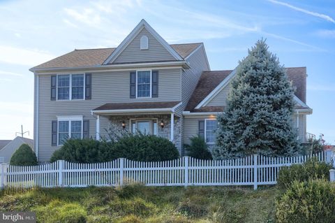 Photo of 215 W Sunhill Road, MANHEIM, PA 17545 (MLS # PALA2060264)