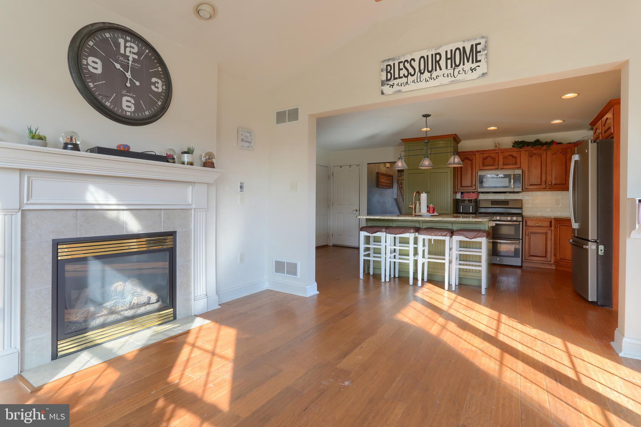 CEDAR HOLLOW - Residential